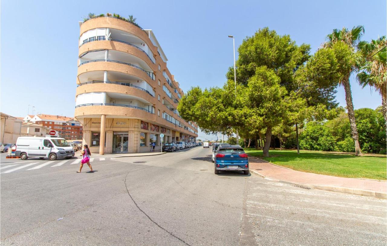 Nice Apartment In Torrevieja With Kitchen Exterior foto